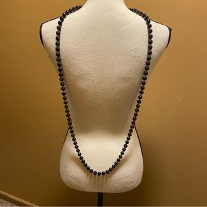 VTG single strand black beaded necklace w/ clasp 26” can be worn different ways